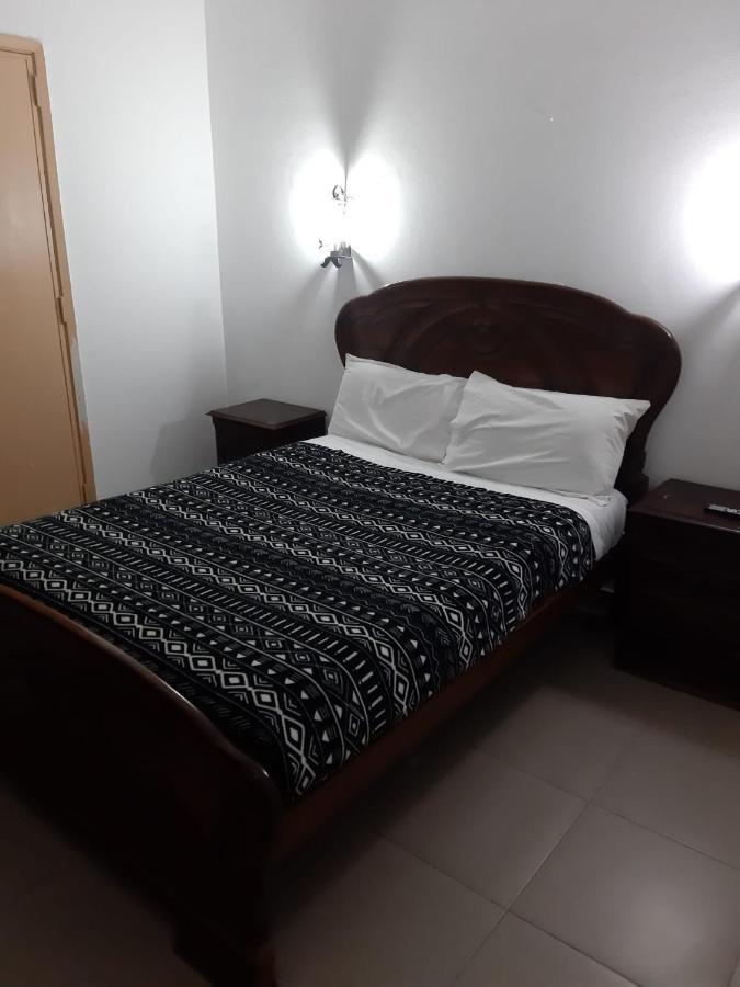 Residencial Miradoiro Guest House Portimao Bagian luar foto