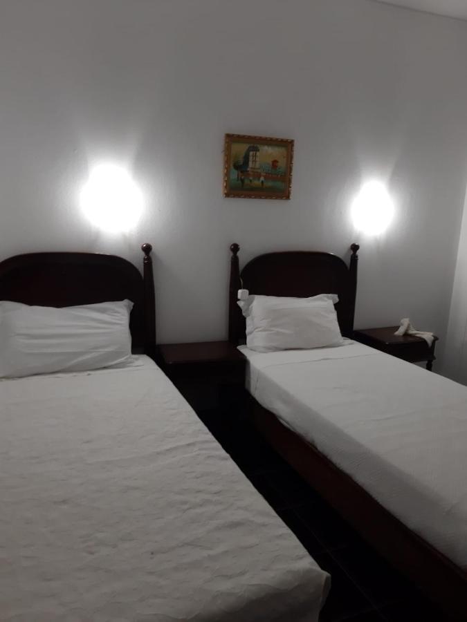 Residencial Miradoiro Guest House Portimao Bagian luar foto